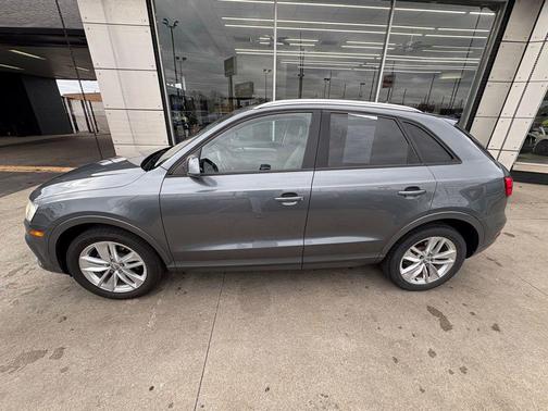 2017 Audi Q3 2.0T Premium