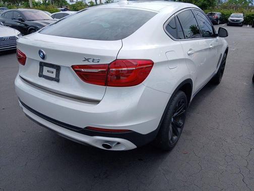 White 2017 BMW X6 xDrive35i