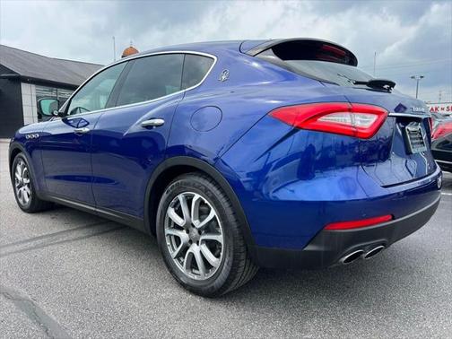 2017 Maserati Levante Base