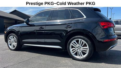 Brilliant Black 2018 Audi Q5 2.0T Tech Premium