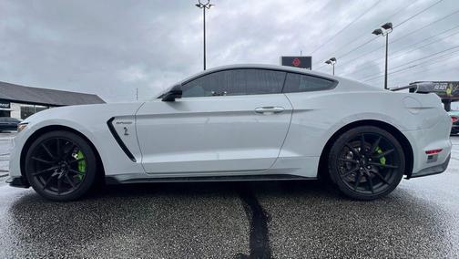 2016 Ford Shelby GT350 Base