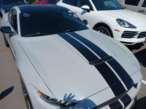2016 Ford Shelby GT350 Base