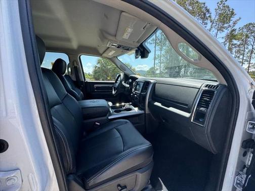 2018 RAM 2500 Laramie Mega Cab 4x4 6'4' Box