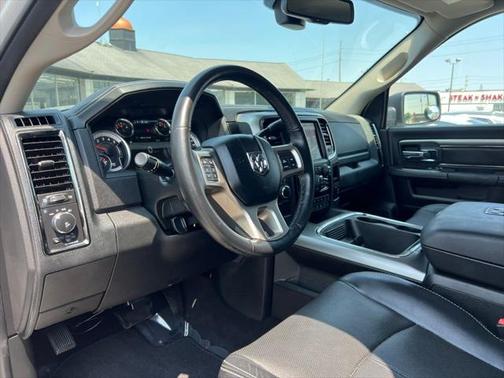 2018 RAM 2500 Laramie Mega Cab 4x4 6'4' Box