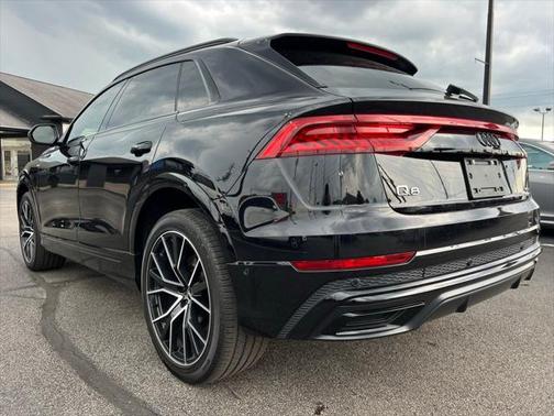 2021 Audi Q8 55 Premium Plus