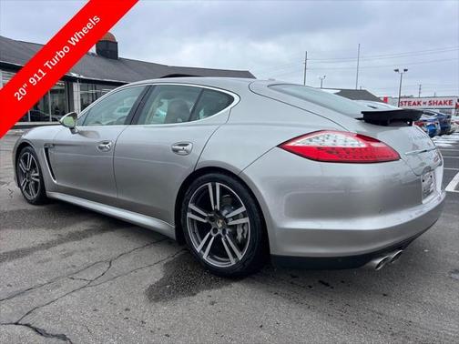 2012 Porsche Panamera 4
