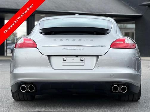 2012 Porsche Panamera 4