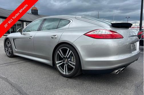 2012 Porsche Panamera 4