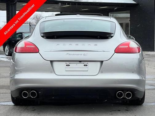 2012 Porsche Panamera 4