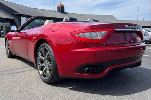 2012 Maserati GranTurismo Base