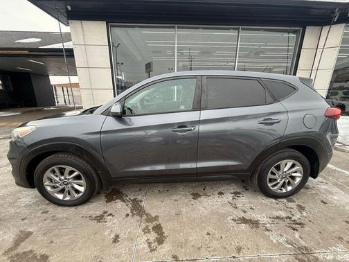 2018 Hyundai TUCSON SE
