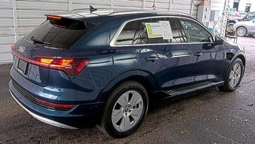 2019 Audi e-tron Premium Plus