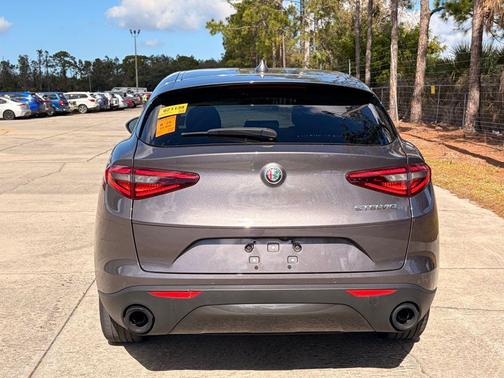 2023 Alfa Romeo Stelvio Sprint RWD