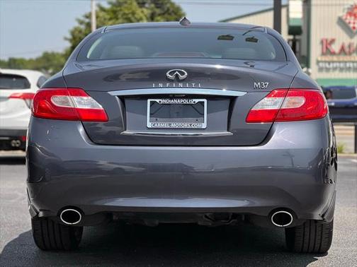 2011 INFINITI M37 Base
