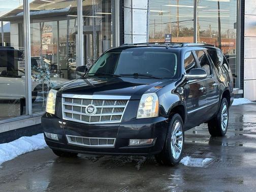 2010 Cadillac Escalade ESV Base