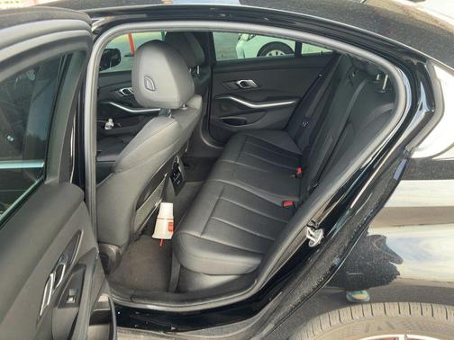 2021 BMW 330 xDrive
