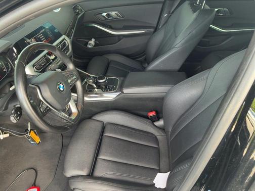2021 BMW 330 xDrive