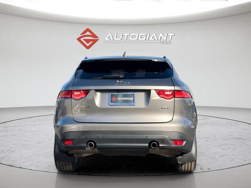 2019 Jaguar F-PACE 25t Prestige