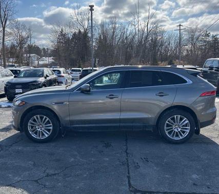 2019 Jaguar F-PACE 25t Prestige