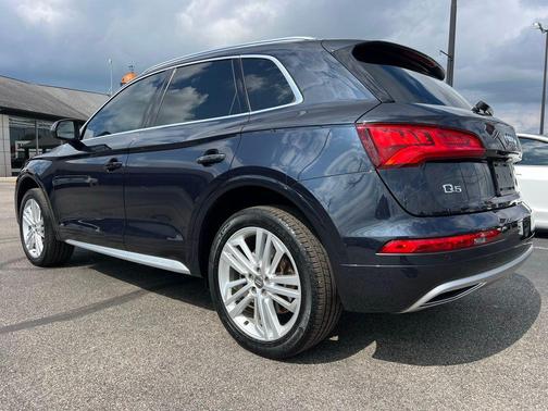 2019 Audi Q5 2.0T Premium Plus