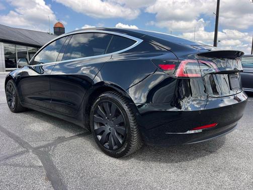 2019 Tesla Model 3 Standard Range