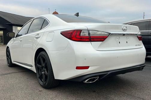 2016 Lexus ES 350 Base