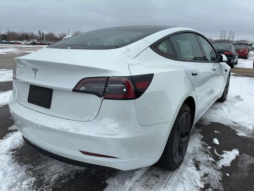 2023 Tesla Model 3 Standard Range