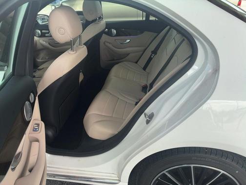 2021 Mercedes-Benz GLC 300 4MATIC