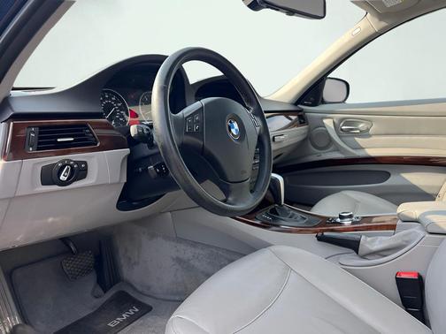 Deep Sea Blue Metallic 2011 BMW 328 328i