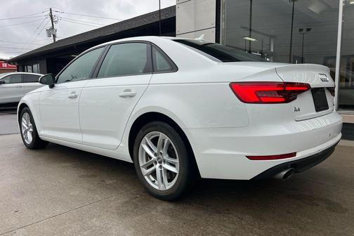 2017 Audi A4 2.0T Premium
