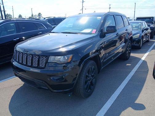 2018 Jeep Grand Cherokee Altitude