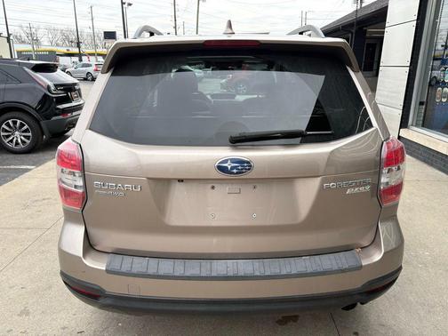 2016 Subaru Forester 2.5i Touring