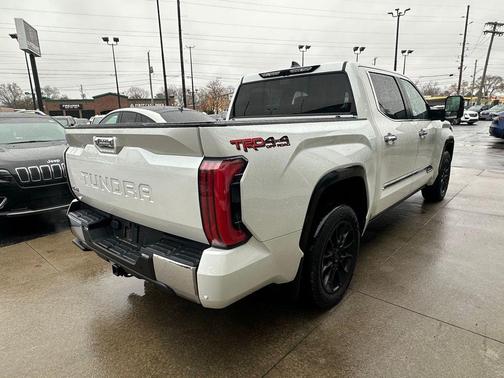 2024 Toyota Tundra Hybrid 1794 Edition