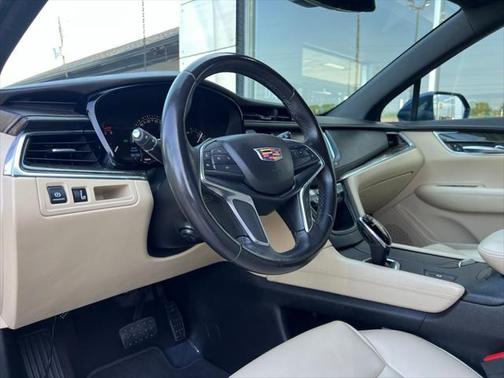 2018 Cadillac XT5 Base