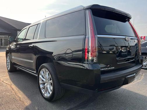 2020 Cadillac Escalade ESV Premium Luxury