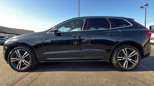 2019 Volvo XC60 T5 Momentum