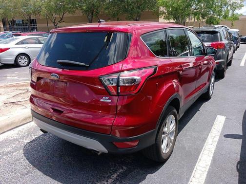 Ruby Red Metallic Tinted Clearcoat 2017 Ford Escape SE