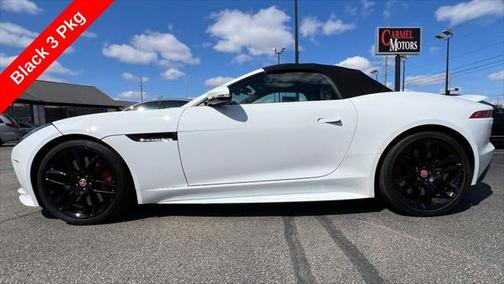2017 Jaguar F-TYPE R