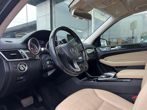 2017 Mercedes-Benz GLS 450 4MATIC