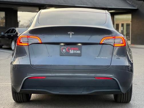 2021 Tesla Model Y Long Range Dual Motor All-Wheel Drive