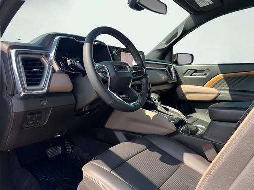 2023 GMC Canyon Denali