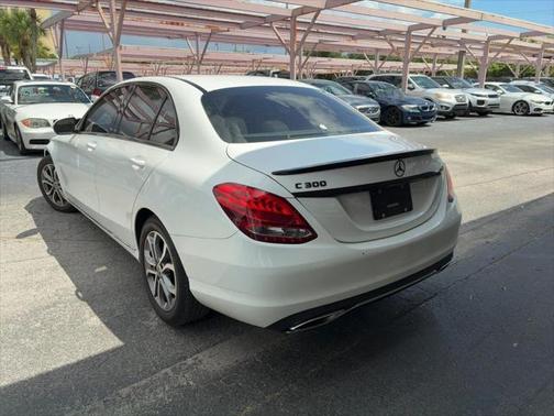 2017 Mercedes-Benz C-Class Luxury
