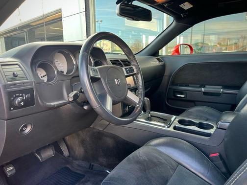 2008 Dodge Challenger SRT8