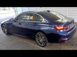2019 BMW 330 330i