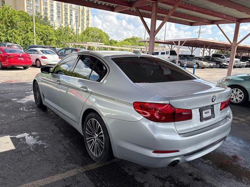 Glacier Silver Metallic 2019 BMW 530 530i