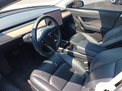 2018 Tesla Model 3 Mid Range