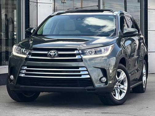 2017 Toyota Highlander Limited