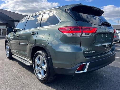 2017 Toyota Highlander Limited