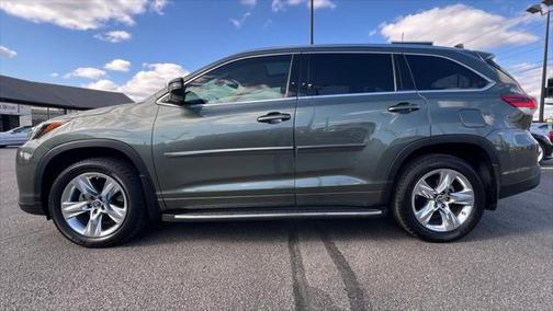 2017 Toyota Highlander Limited