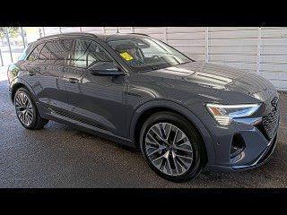2024 Audi Q8 e-tron Prestige